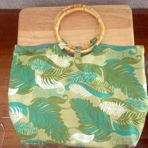 Reversible bamboo handled palm purse